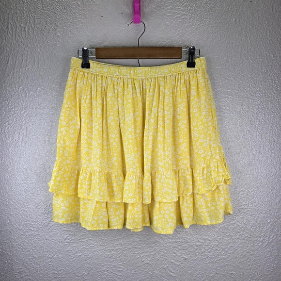 Ambercrombie & Fitch Yellow White Floral Ruffle Mini Skirt Size M - Picture 2 of 13